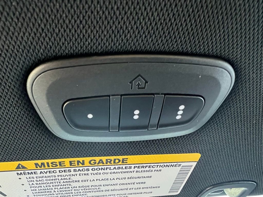 New 2026 Chrysler Pacifica Limited w/ S Appearance Package AWD/4WD image 45