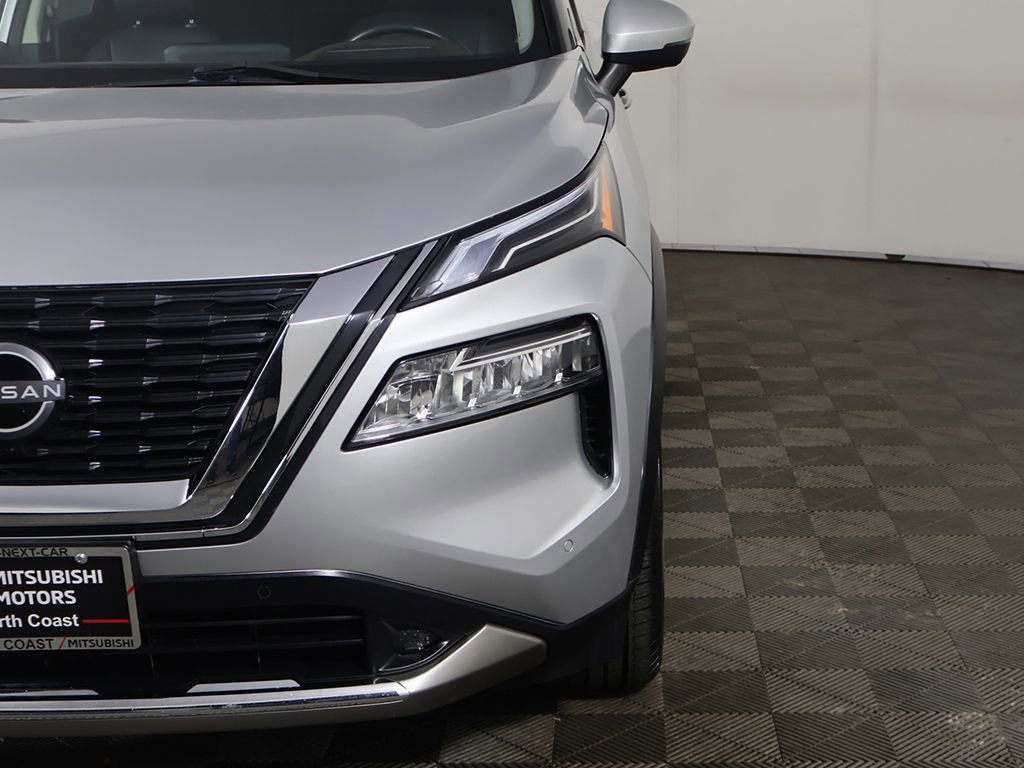 Used 2022 Nissan Rogue Platinum w/ Head-Up Display Package AWD/4WD image 15