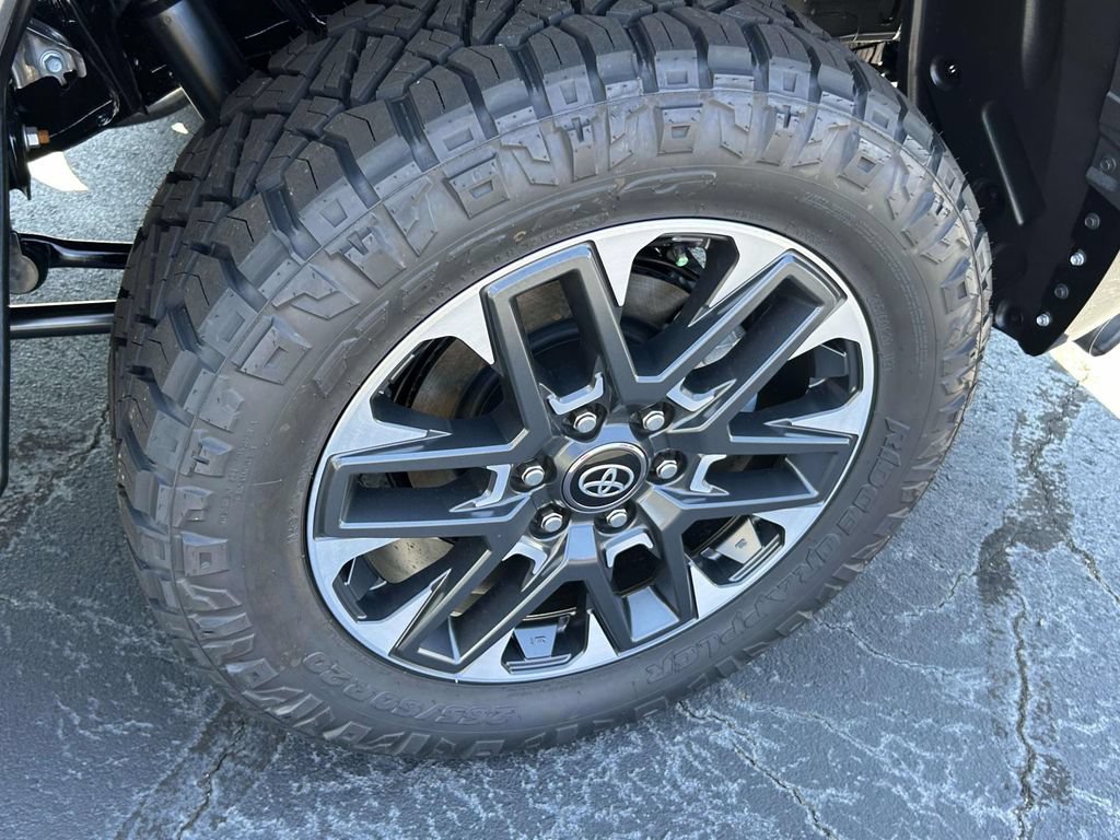 New 2026 Toyota Tundra Limited AWD/4WD image 11