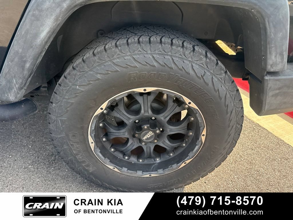 Used 2012 Jeep Wrangler Sport AWD/4WD image 13