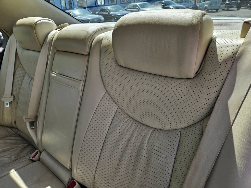 Used 2002 Lexus LS 430 RWD image 11