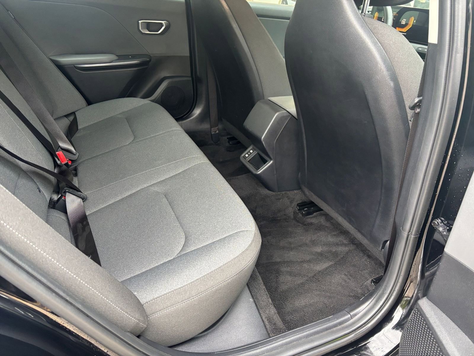 Used 2025 Kia K4 FWD image 40