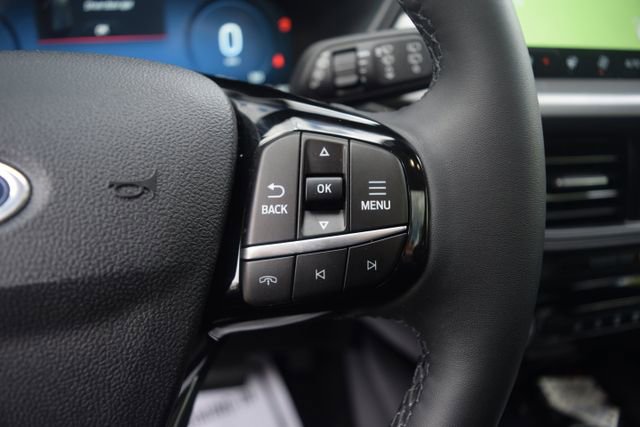 Used 2023 Ford Escape Active w/ Tech Pack #2 AWD/4WD image 5
