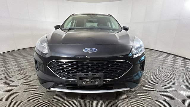 Used 2020 Ford Escape SE FWD image 7