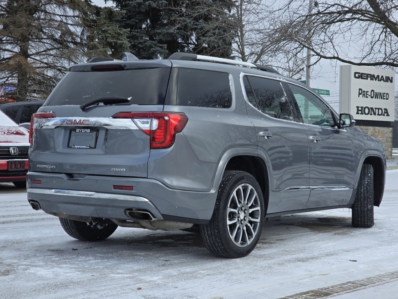Used 2022 GMC Acadia Denali w/ Denali Technology Package image 19