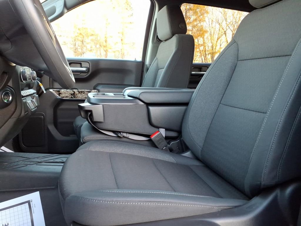 Certified 2026 Chevrolet Silverado 1500 Custom image 13