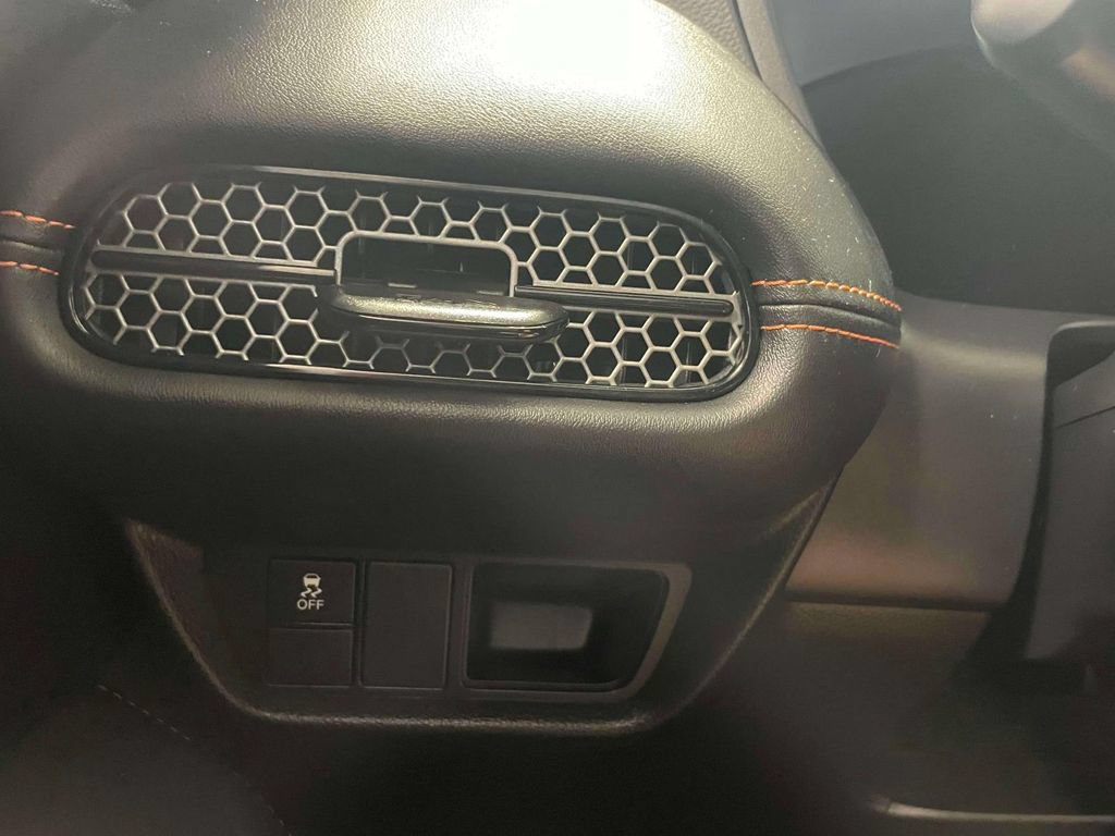 Certified 2025 Honda HR-V Sport image 19