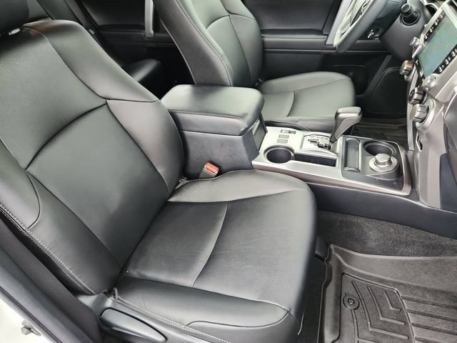 Used 2022 Toyota 4Runner TRD Sport w/ Technology Package AWD/4WD image 30