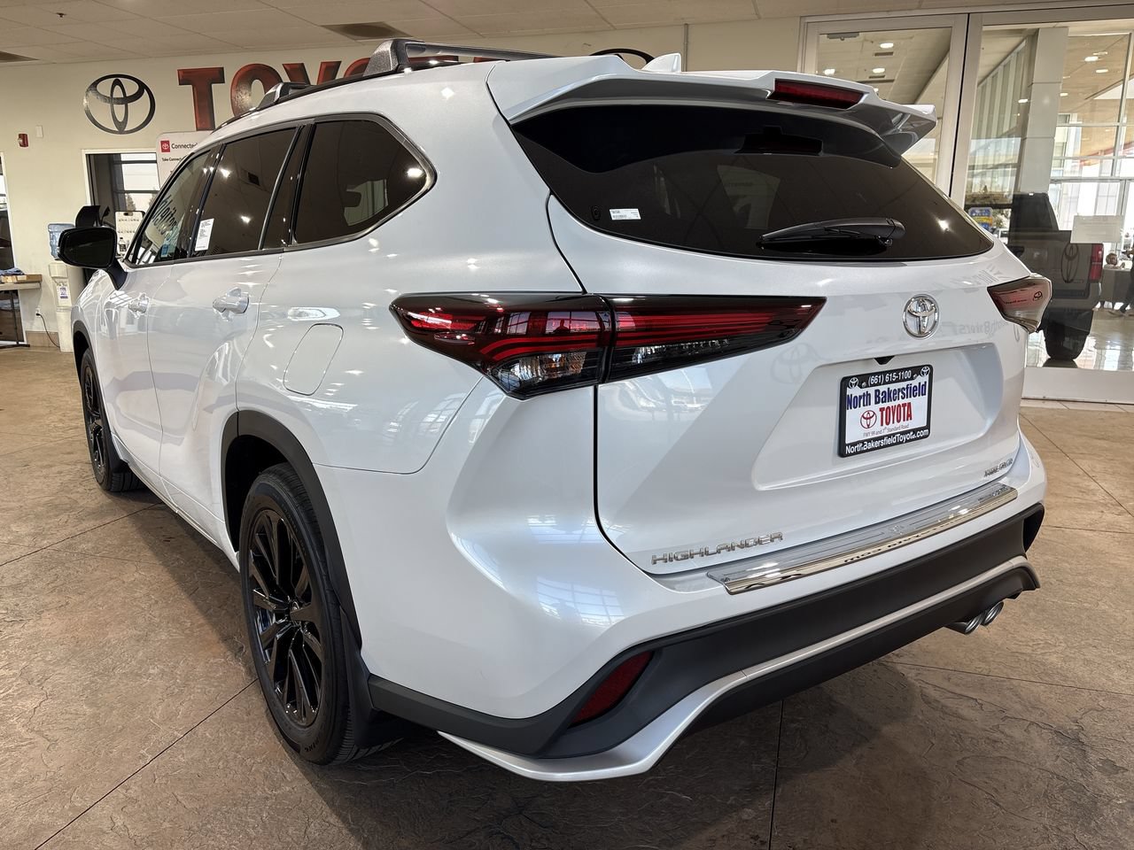 New 2026 Toyota Highlander XSE AWD/4WD image 8