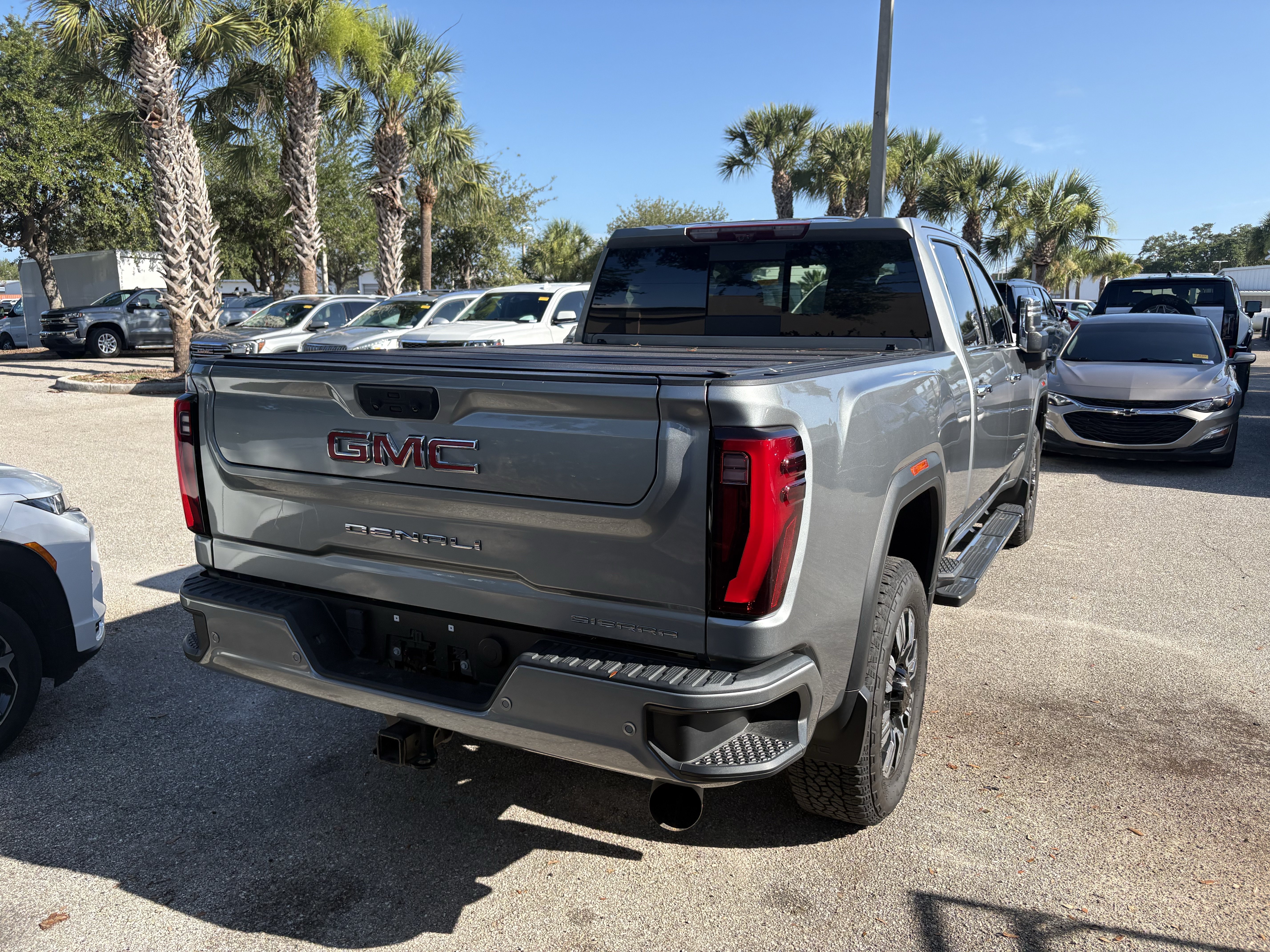 Certified 2024 GMC Sierra 3500 Denali w/ Technology Package AWD/4WD image 7