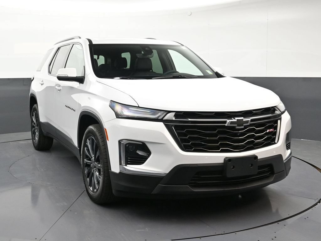Certified 2023 Chevrolet Traverse RS w/ LPO, Floor Liner Package AWD/4WD image 7