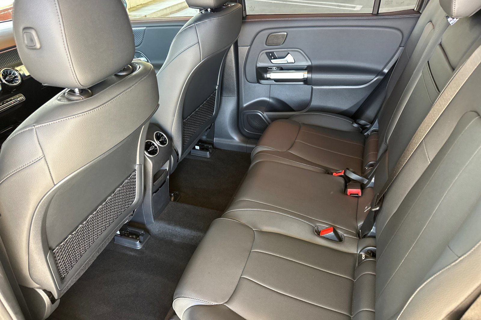 Certified 2025 Mercedes-Benz EQB 250+ image 15