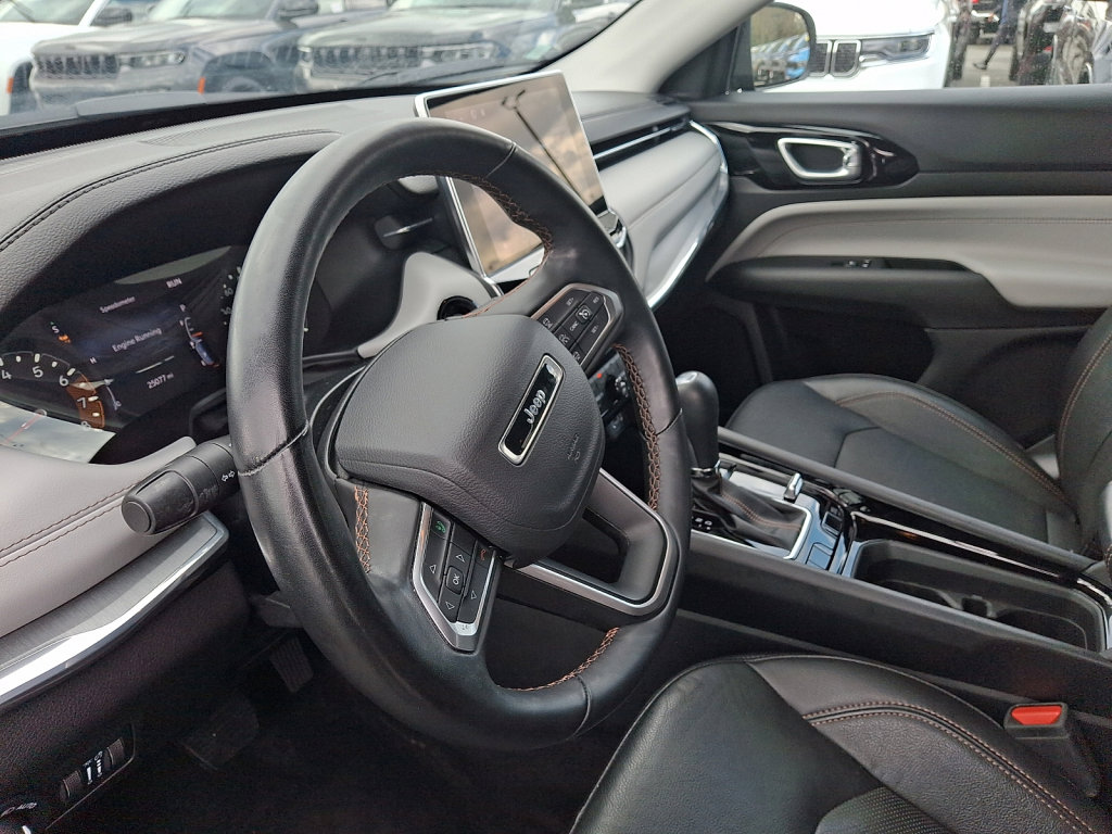 Used 2022 Jeep Compass Limited AWD/4WD image 25