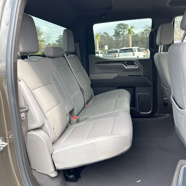 Used 2024 Chevrolet Silverado 1500 LT image 8