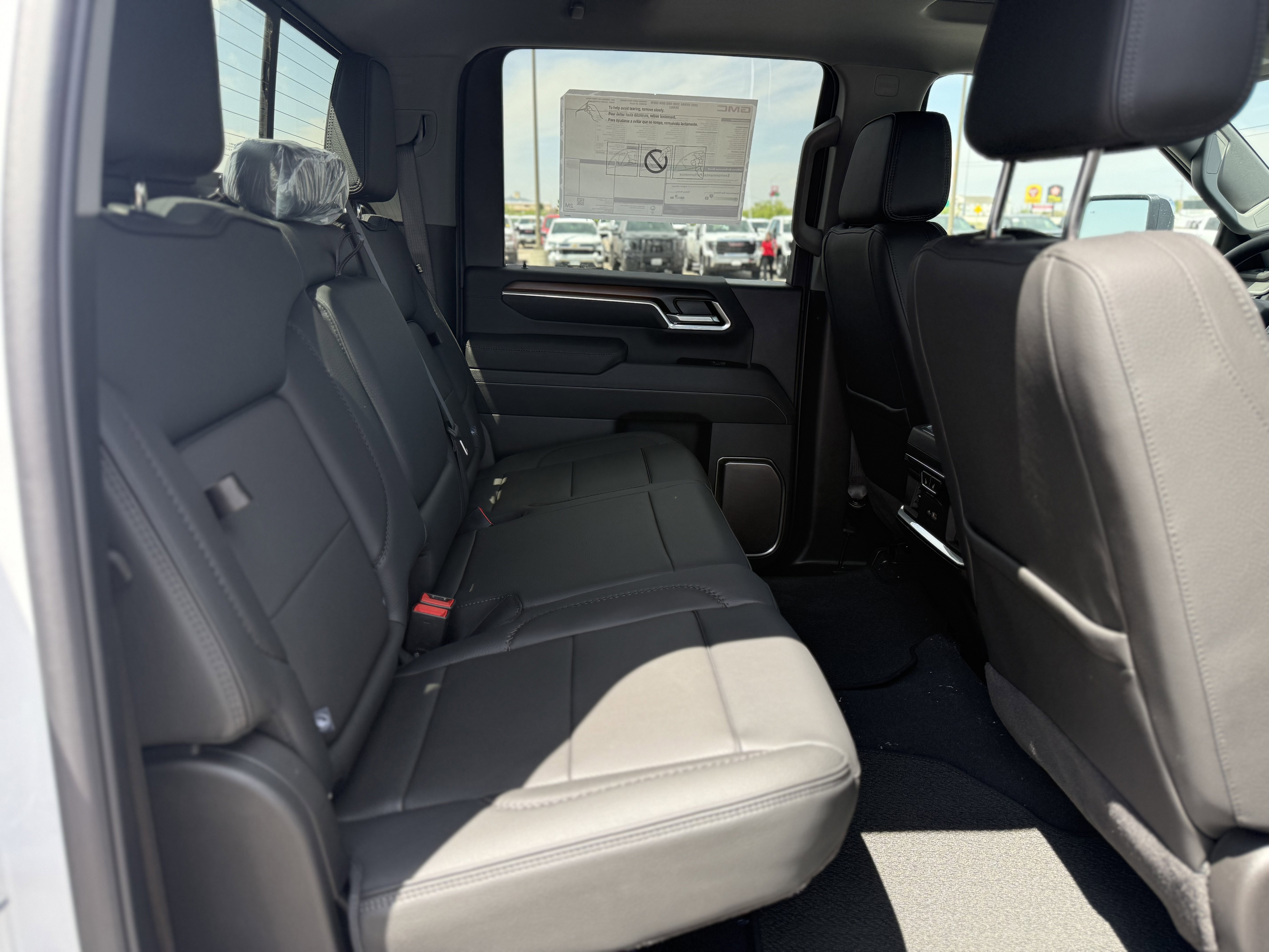 New 2025 GMC Sierra 3500 Denali w/ Technology Package image 20