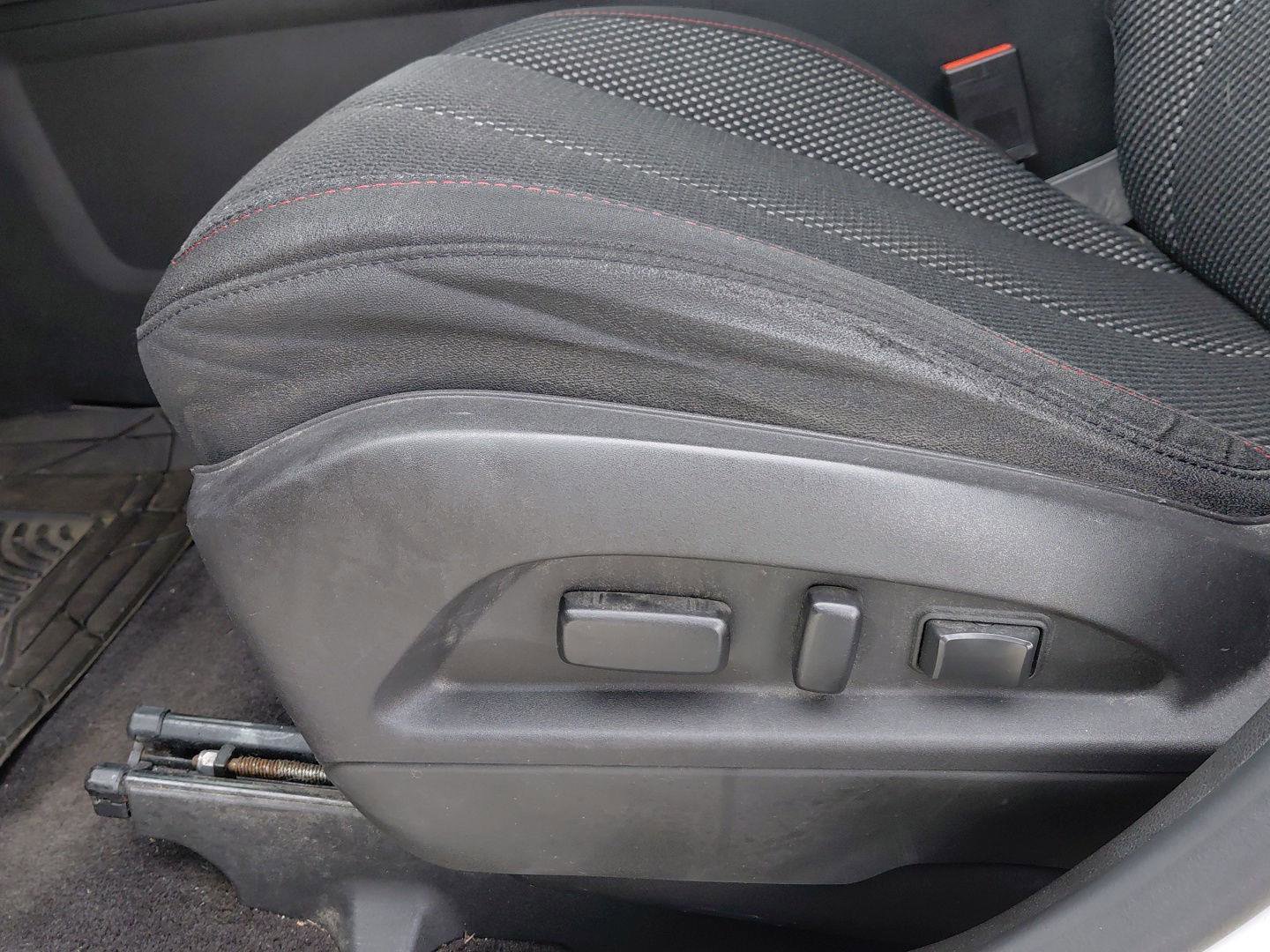 Used 2016 Chevrolet Equinox LT AWD/4WD image 23