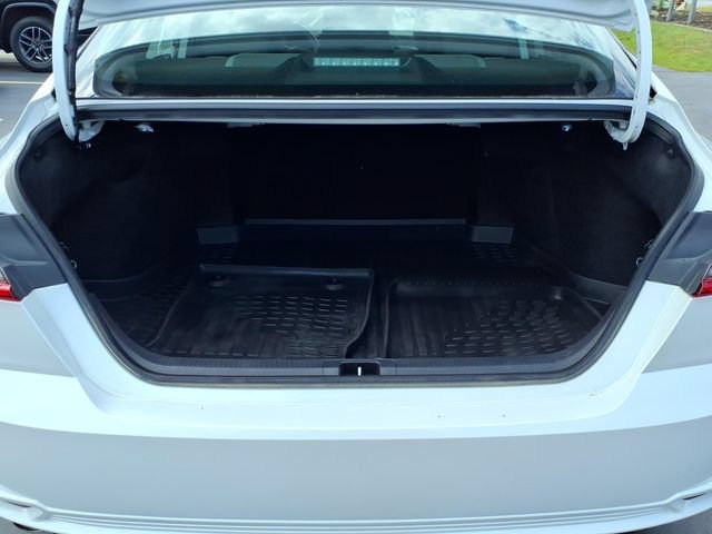 Used 2026 Toyota Camry XSE w/ Premium Package FWD image 8