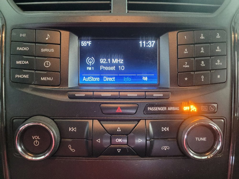 Used 2018 Ford Explorer XLT FWD image 25