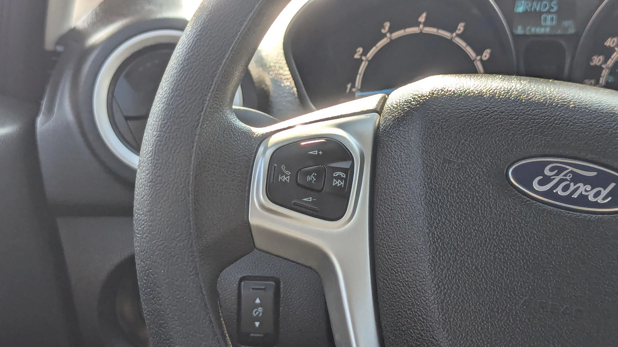 Used 2017 Ford Fiesta SE FWD image 17