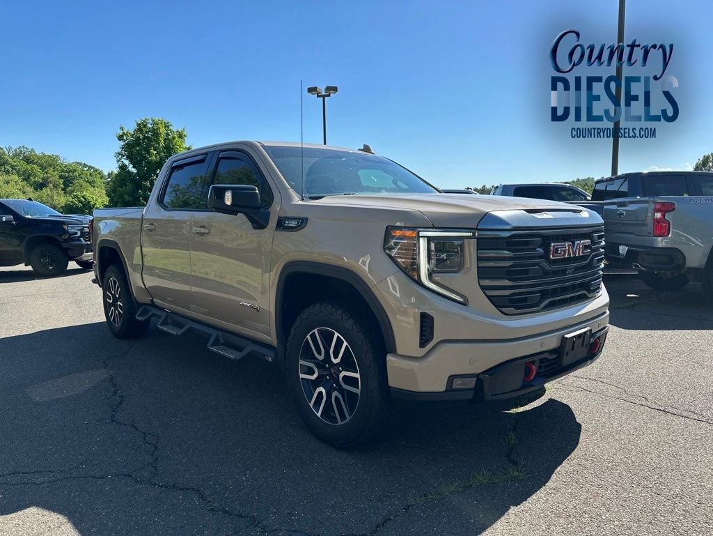 Used 2023 GMC Sierra 1500 AT4 w/ AT4 Premium Package AWD/4WD image 1