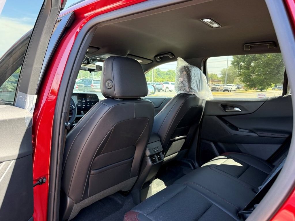 New 2027 Chevrolet Equinox RS w/ Convenience Package III FWD image 14