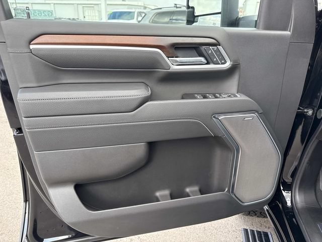 New 2026 GMC Sierra 2500 Denali w/ Denali Reserve Package AWD/4WD image 14