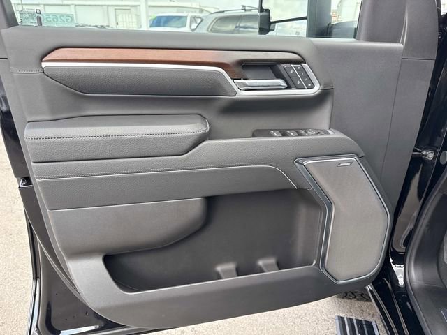 New 2026 GMC Sierra 2500 Denali w/ Denali Reserve Package image 14