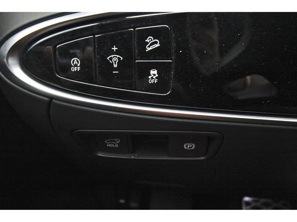 Used 2022 Genesis GV70 2.5T w/ Sport Prestige Package image 19