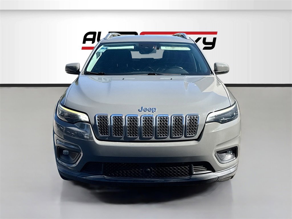 Used 2021 Jeep Cherokee Latitude Lux w/ Comfort/Convenience Group image 2