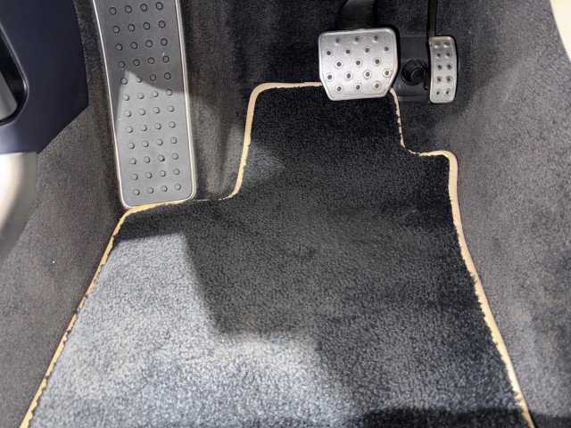 Used 2015 Bentley Flying Spur W12 image 57