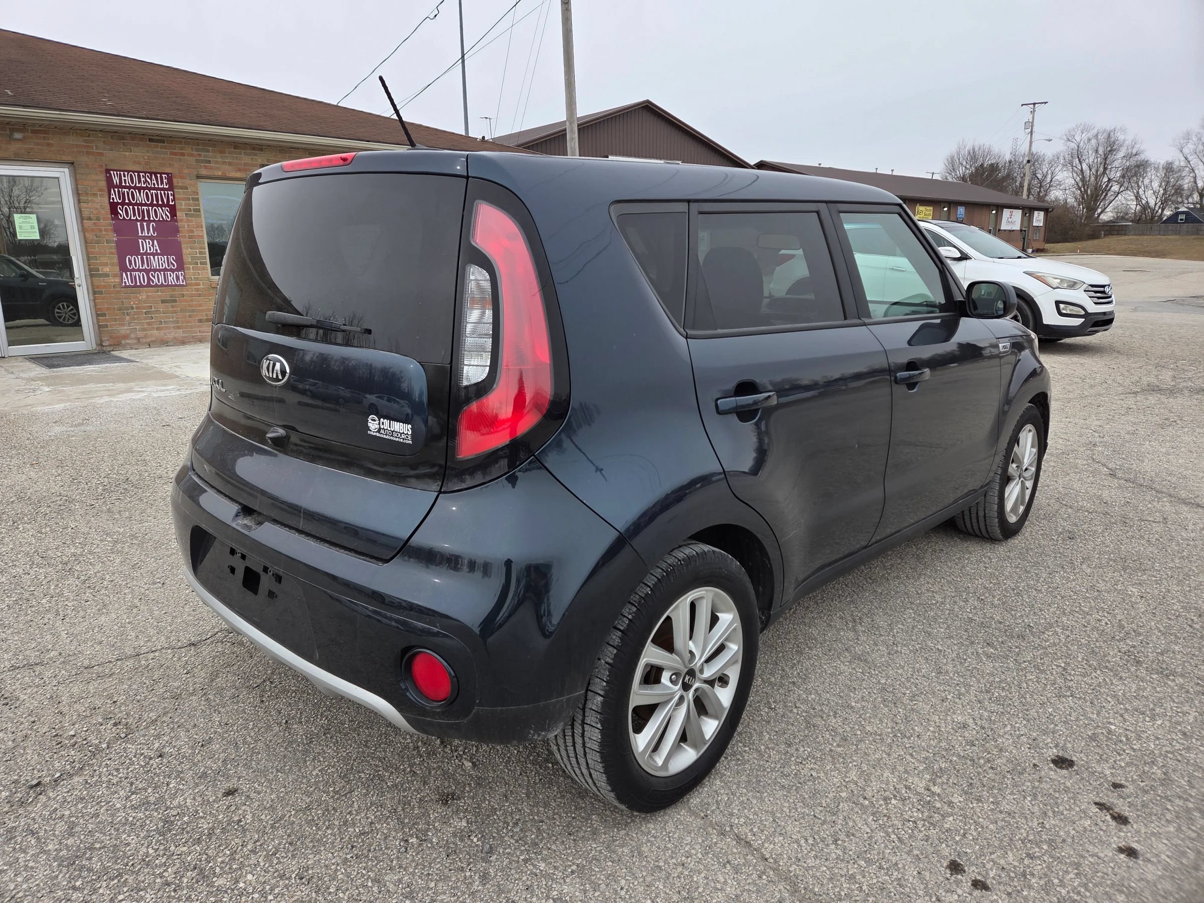 Used 2018 Kia Soul + FWD image 5