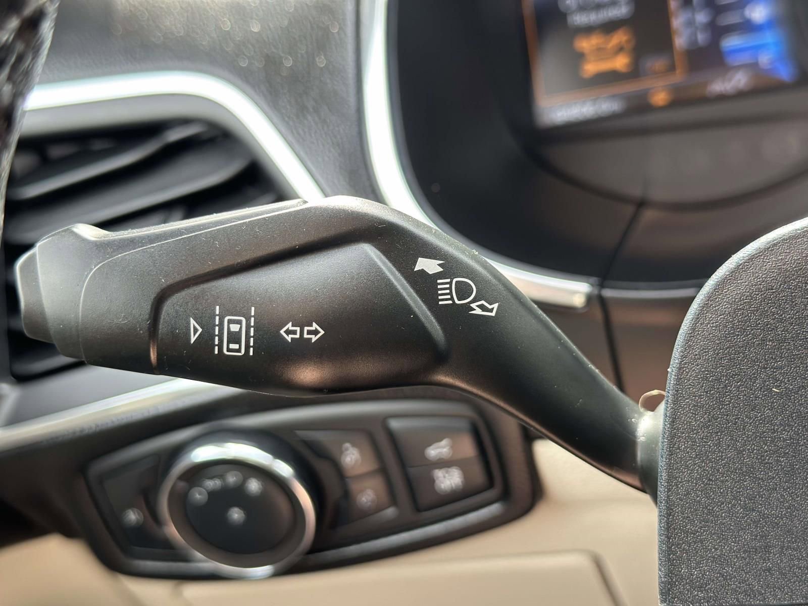 Used 2019 Ford Edge Titanium w/ Equipment Group 301A image 16