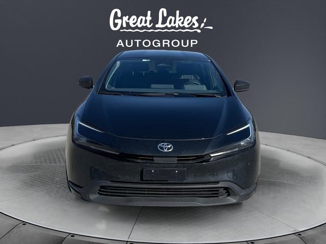 Used 2025 Toyota Prius LE image 8