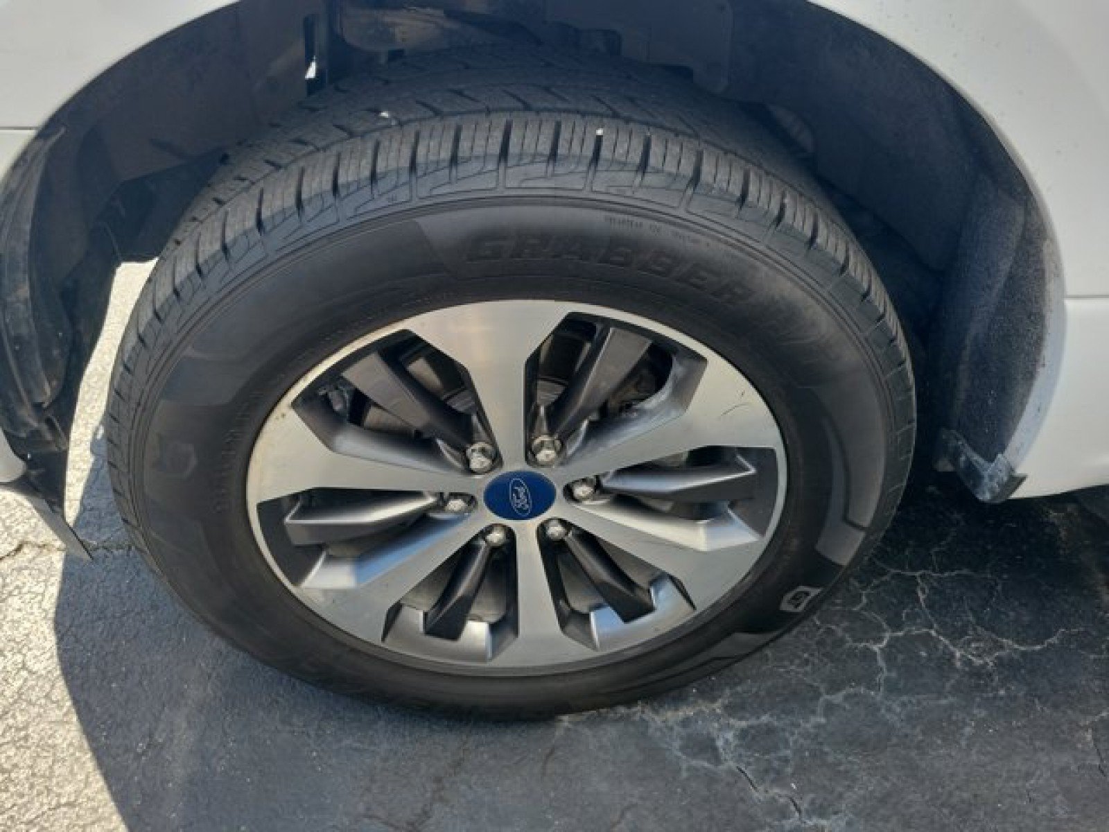 Used 2018 Ford F150 XL w/ Equipment Group 101A Mid RWD image 4