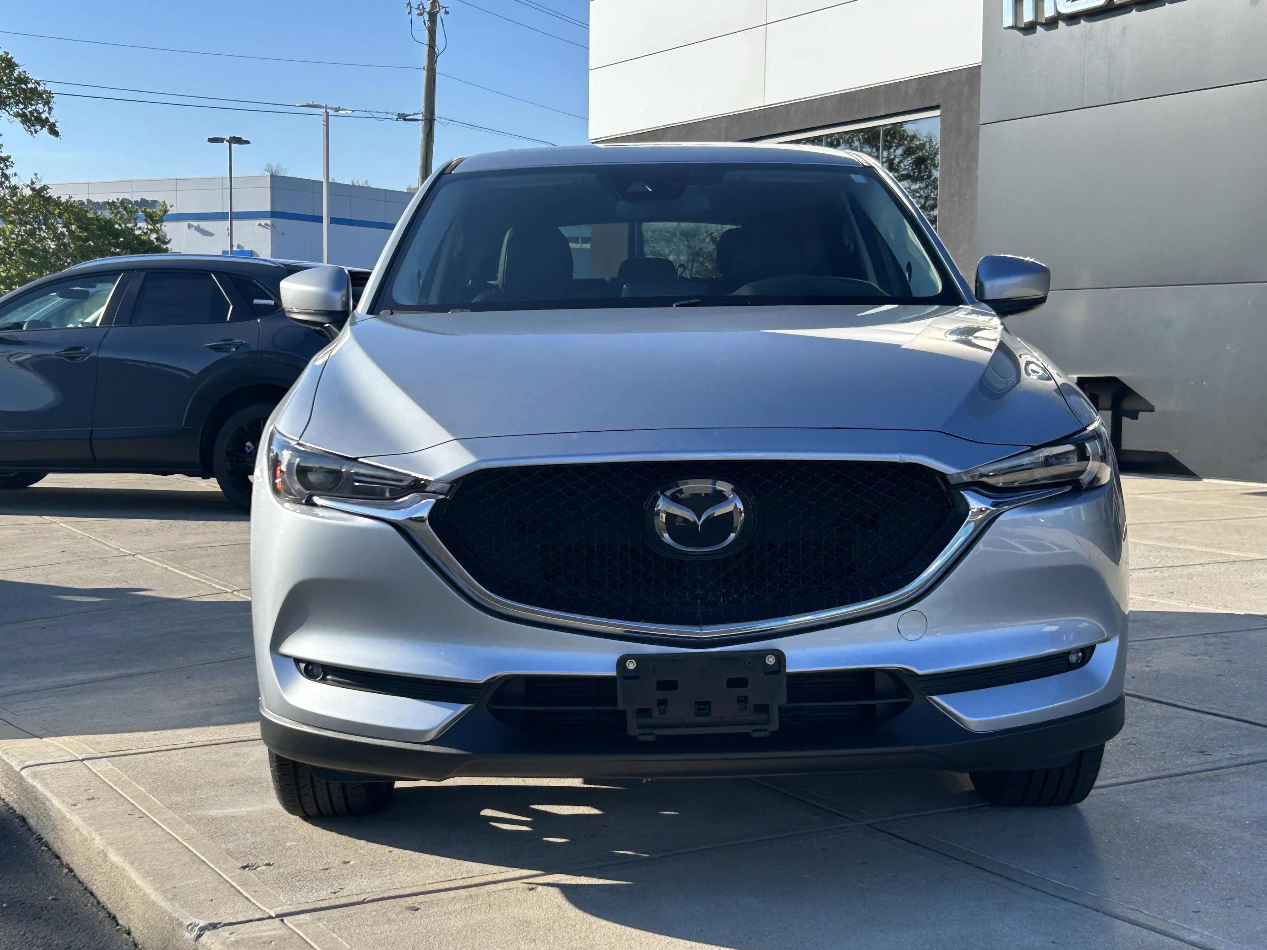 Used 2017 MAZDA CX-5 Grand Touring AWD/4WD image 2