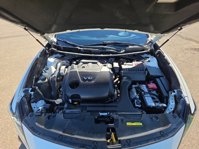 Used 2022 Nissan Maxima SR FWD image 29