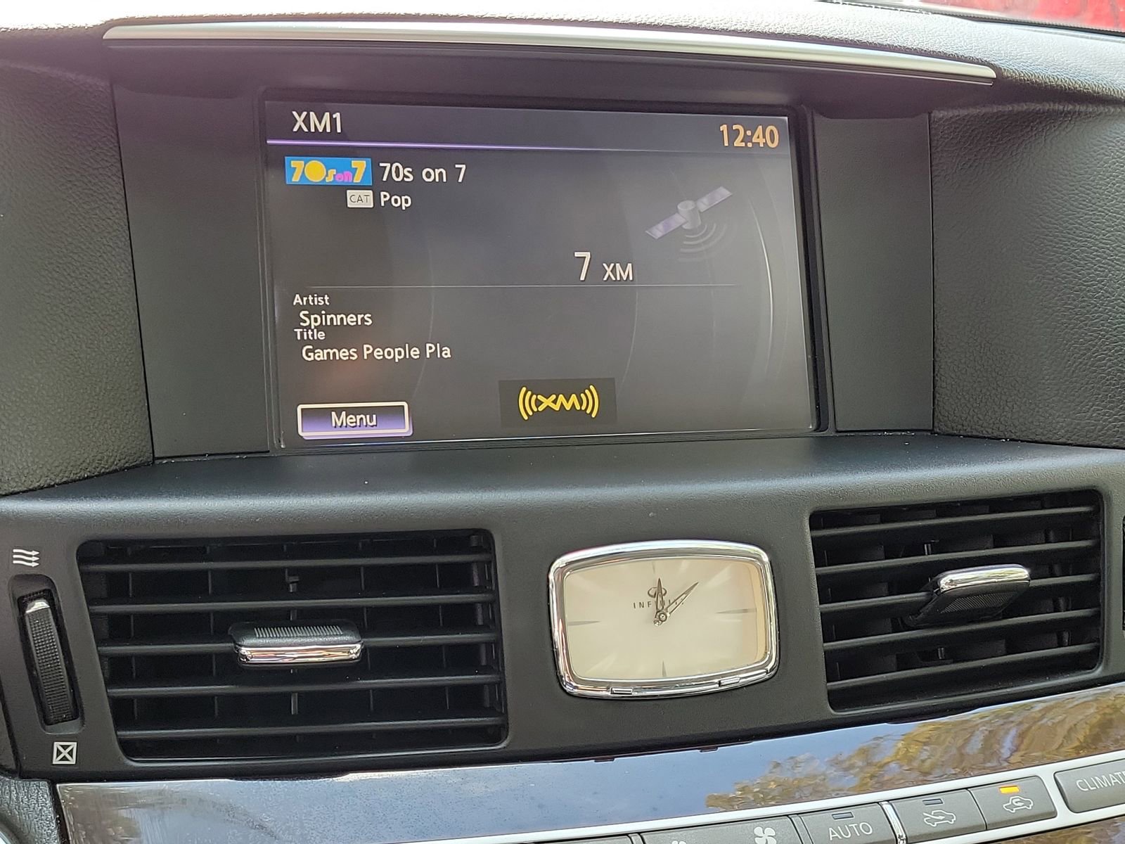Used 2012 INFINITI M37 x w/ Premium Pkg AWD/4WD image 18