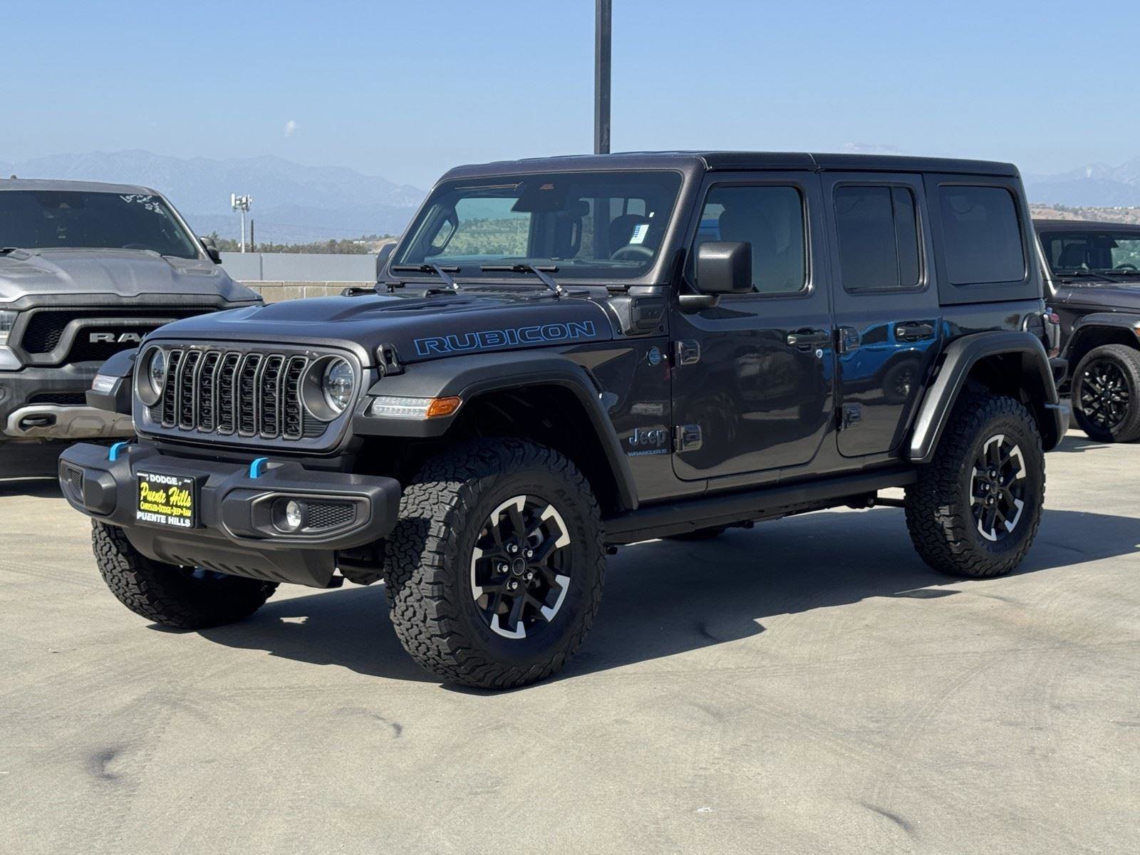 Certified 2025 Jeep Wrangler Unlimited Rubicon 4xe w/ Safety Group AWD/4WD image 4