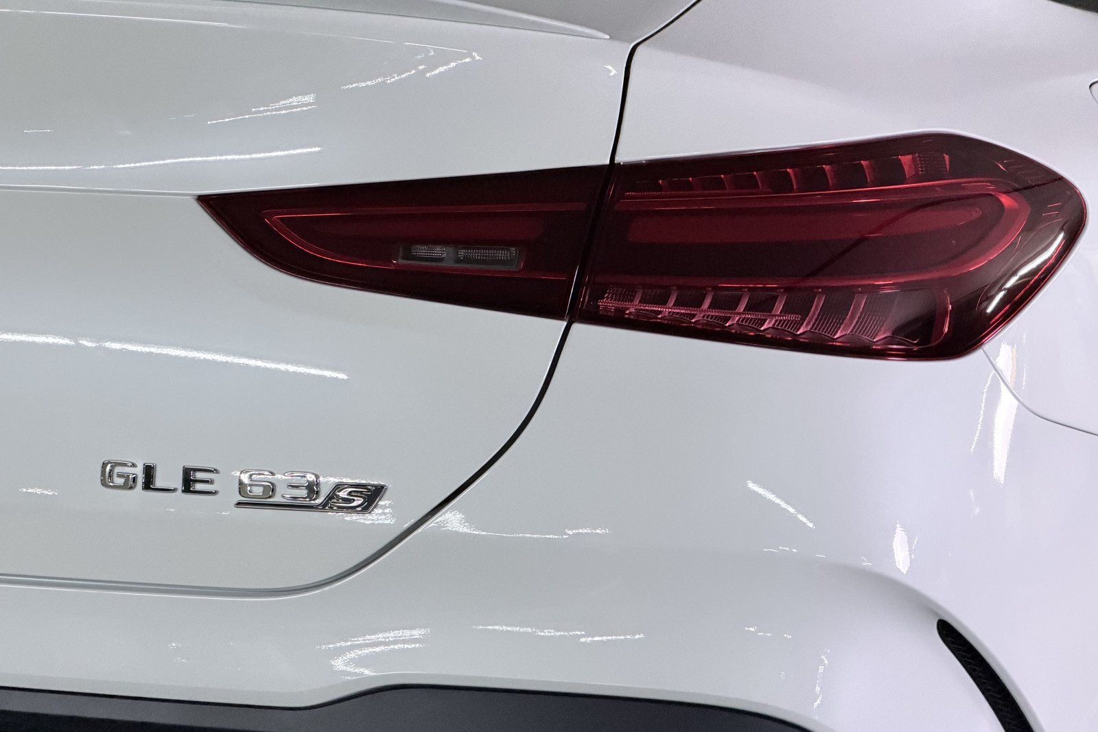 New 2026 Mercedes-Benz GLE 63 AMG S image 23