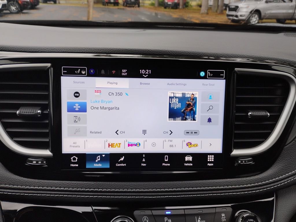 New 2026 Chrysler Pacifica Select image 29