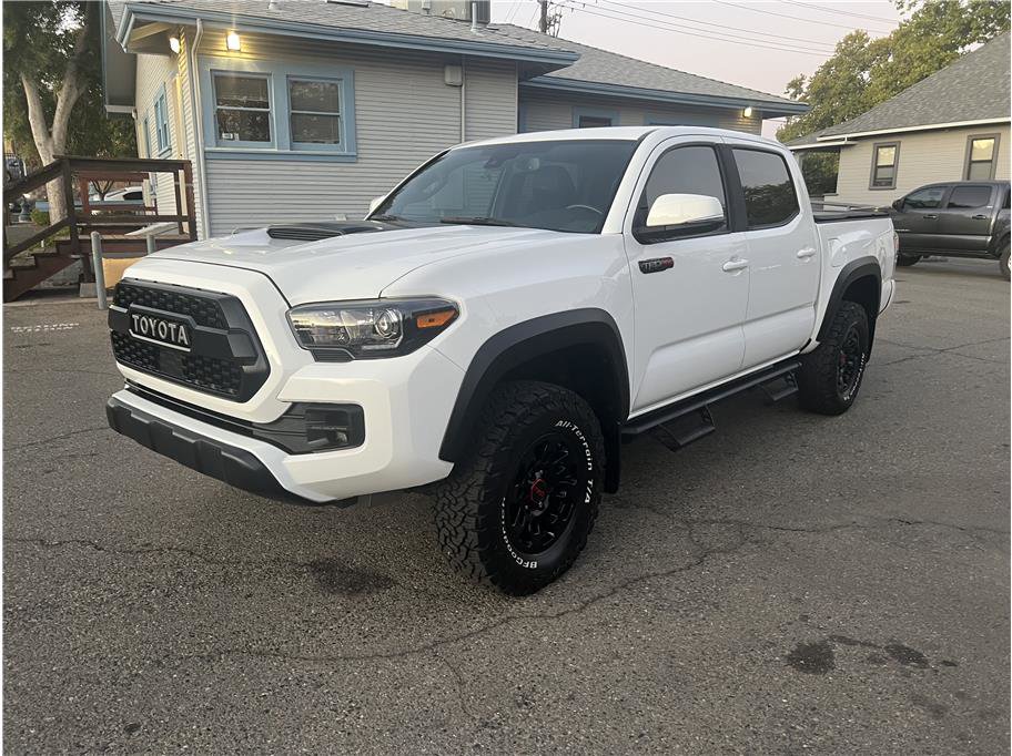 Used 2019 Toyota Tacoma TRD Pro image 3