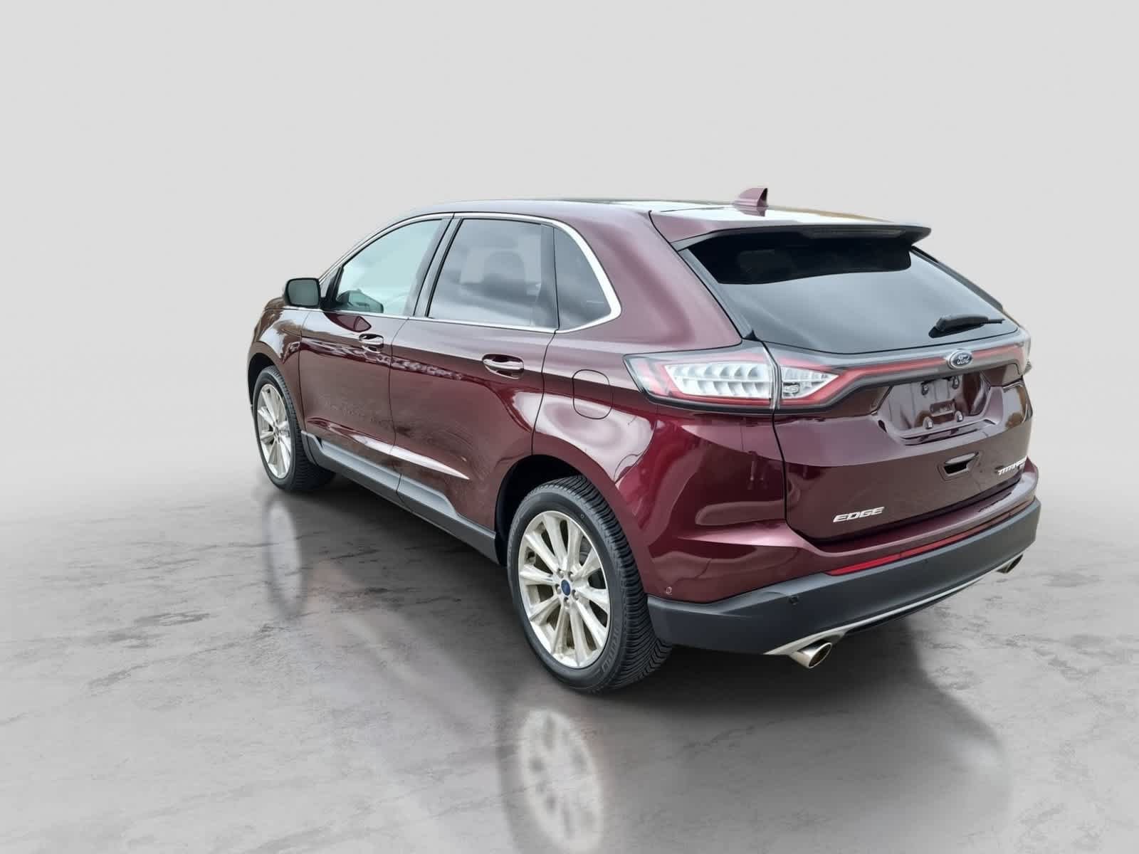 Used 2017 Ford Edge Titanium w/ Equipment Group 302A AWD/4WD image 6