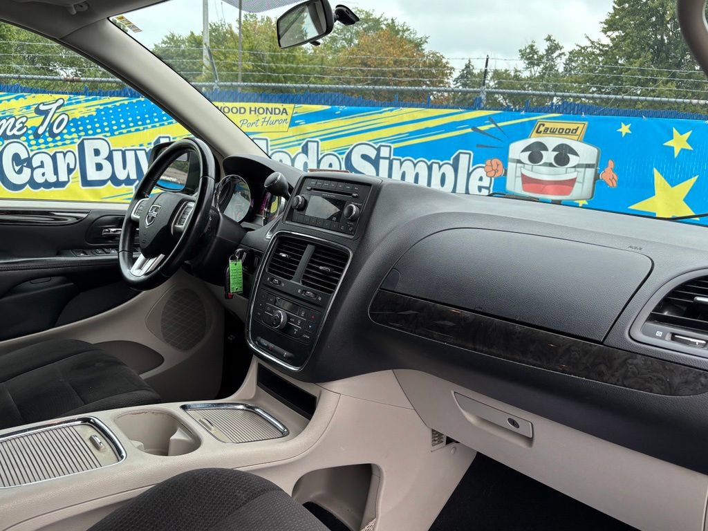 Used 2012 Dodge Grand Caravan Crew FWD image 19