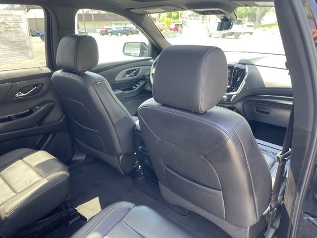 Used 2023 Chevrolet Traverse LT w/ LT Premium Package FWD image 40
