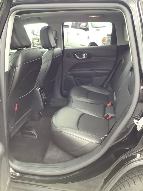 Certified 2022 Jeep Compass Trailhawk w/ Sun and Sound Group AWD/4WD image 19