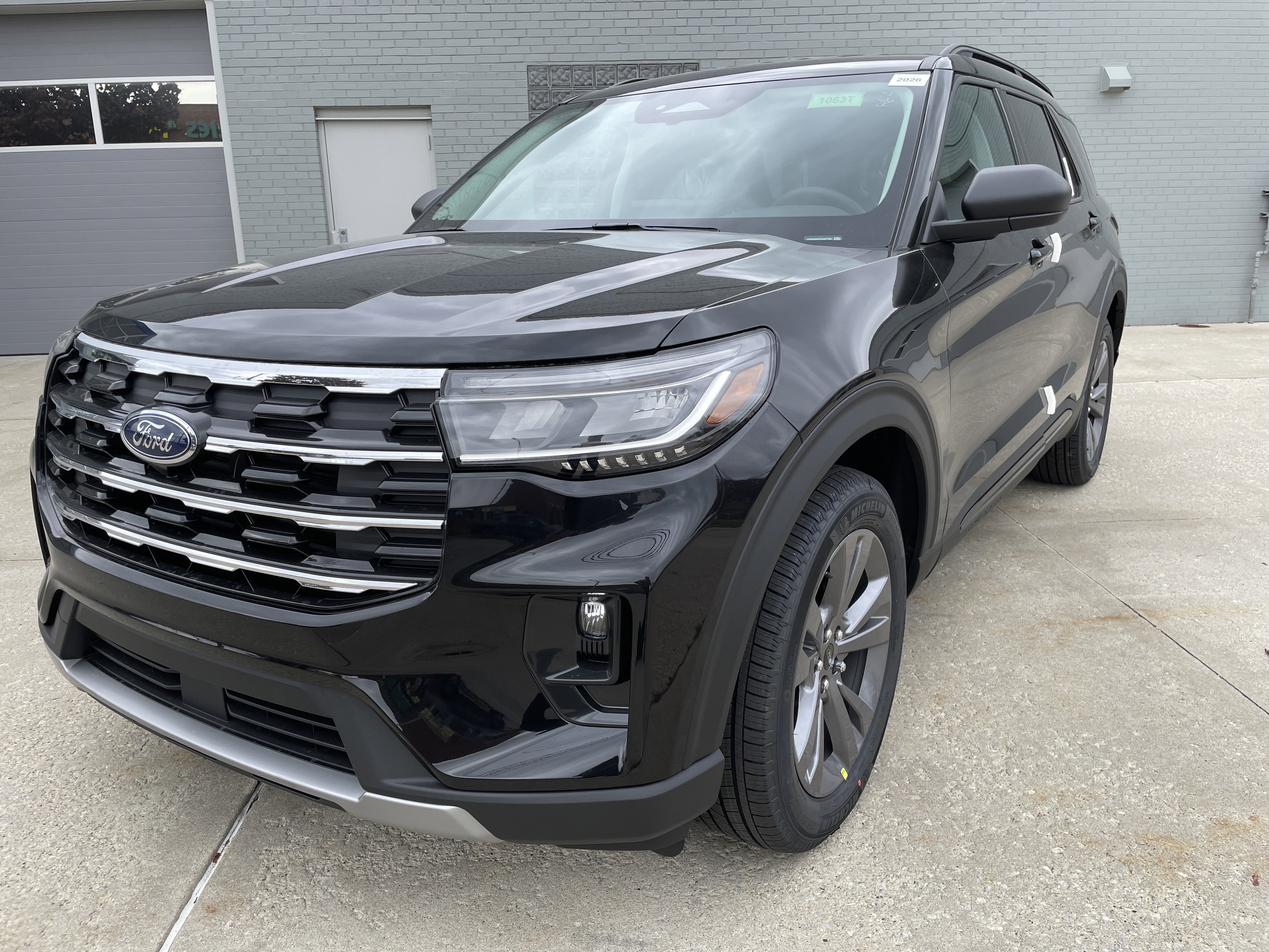 New 2026 Ford Explorer Active image 8