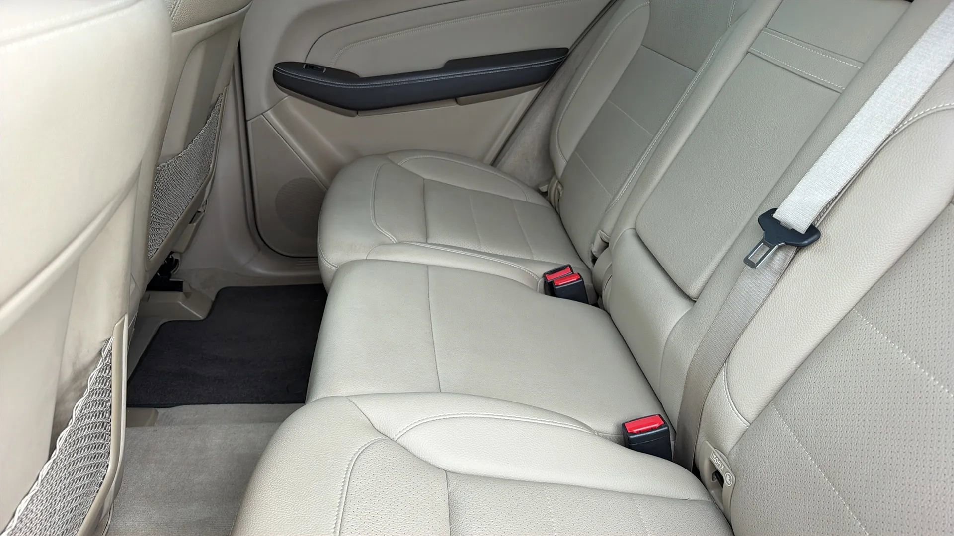 Used 2015 Mercedes-Benz ML 350 4MATIC image 40