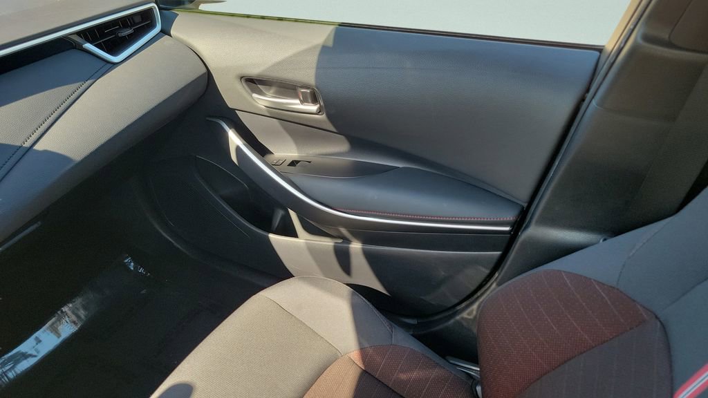 Certified 2023 Toyota Corolla SE w/ SE Package FWD image 13