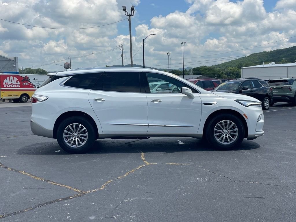 Certified 2024 Buick Enclave Premium image 8