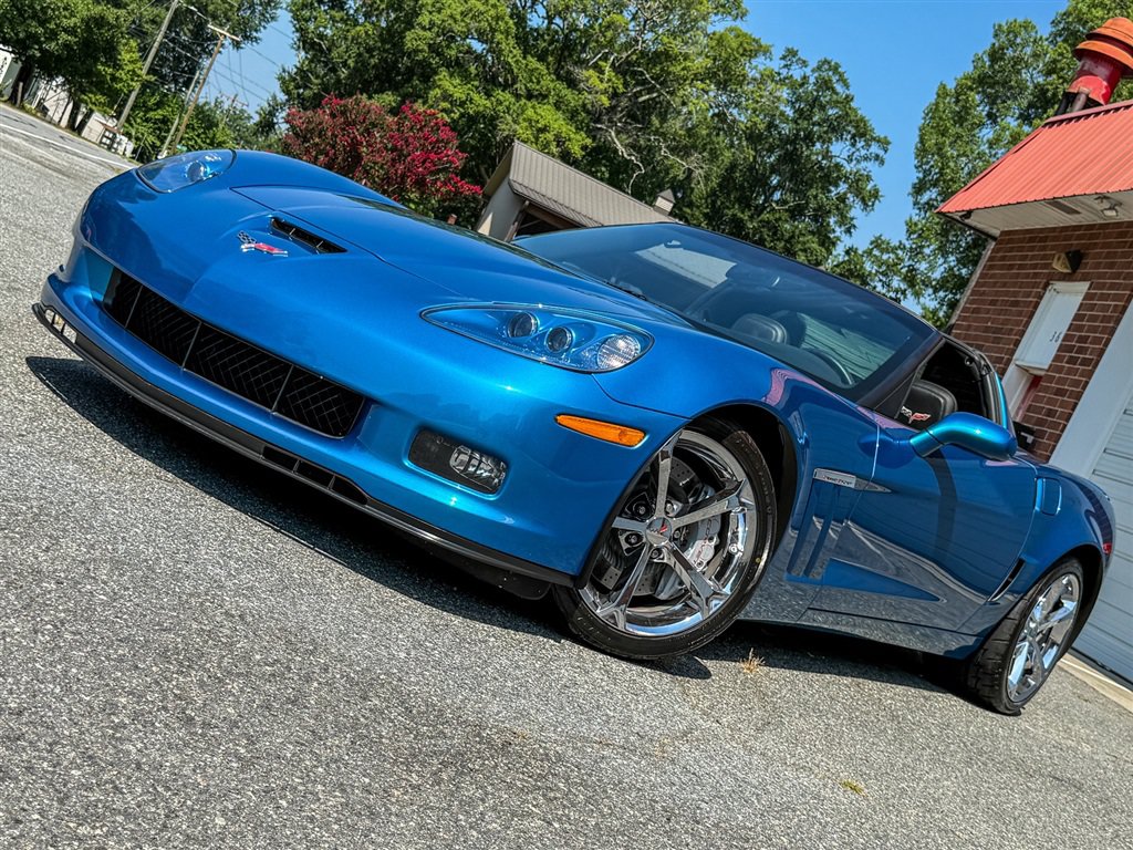 Used 2011 Chevrolet Corvette Grand Sport w/ Preferred Equipment Group RWD image 8